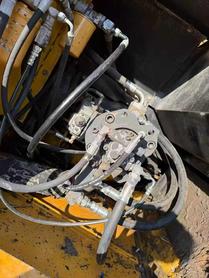 Buy Kato HD820 Used Excavator / 6 Buy Kato HD820 Used Excavator / 6
