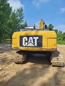 Buy Caterpillar 323D2L Used Excavator / 3 Buy Caterpillar 323D2L Used Excavator / 3