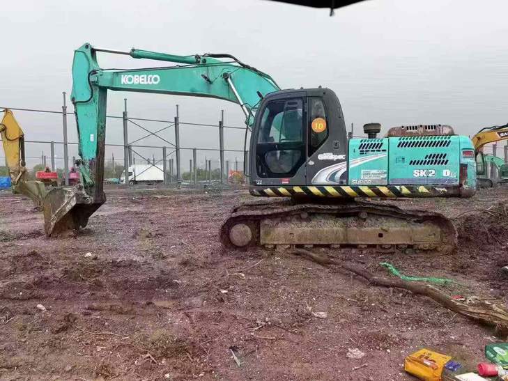 Buy Kobelco SK200-8 Used Excavator / 1