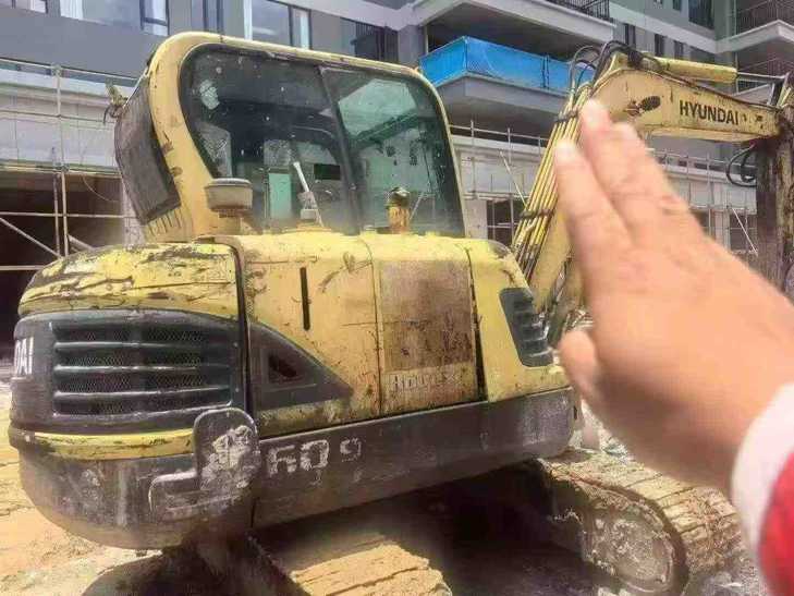 Buy Hyundai R60-9 Used Excavator / 1