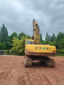 Buy Komatsu PC200 Used Excavator / 2 Buy Komatsu PC200 Used Excavator / 2