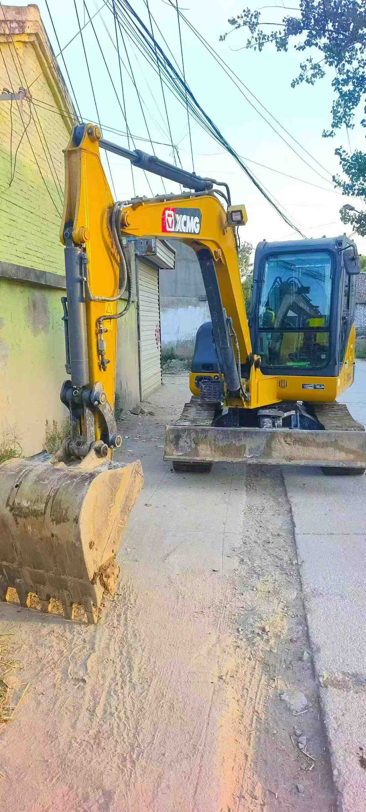 Buy XCMG XE60 Used Excavator / 4