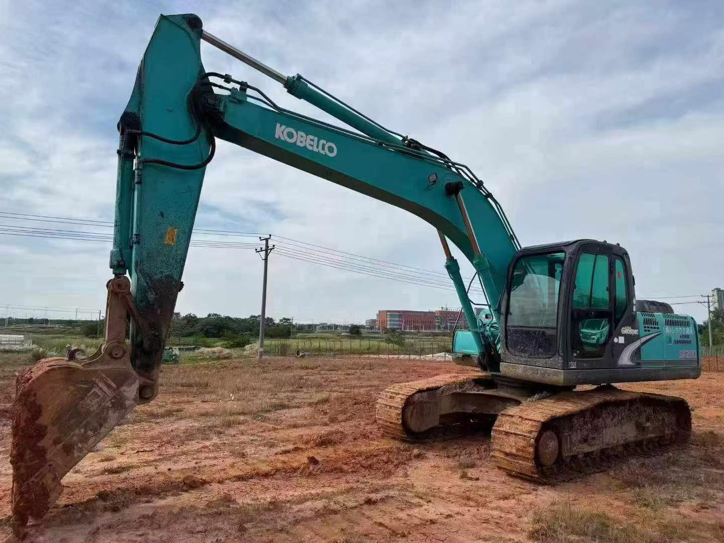 Buy Kobelco SK200-2 Used Excavator / 3