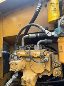 Buy Caterpillar 320D Used Excavator / 3 Buy Caterpillar 320D Used Excavator / 3