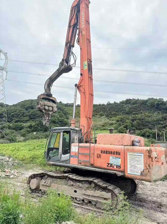 Buy Hitachi ZX470H-3 Used Excavator / 1