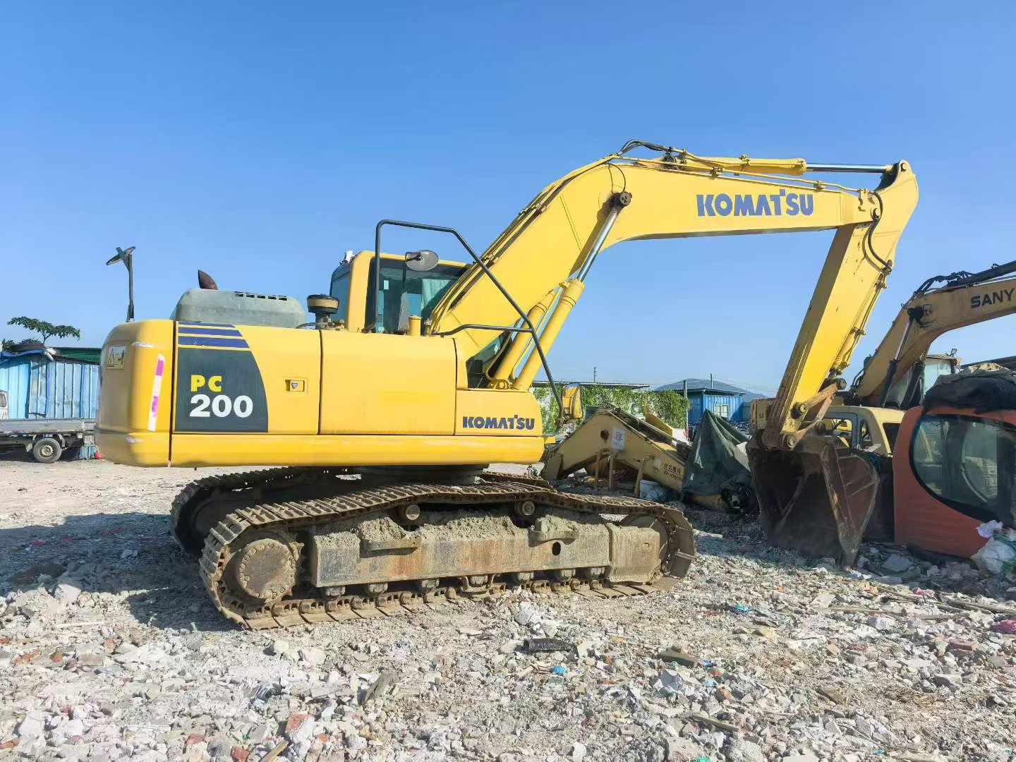 Buy Komatsu PC200-8 Used Excavator / 2