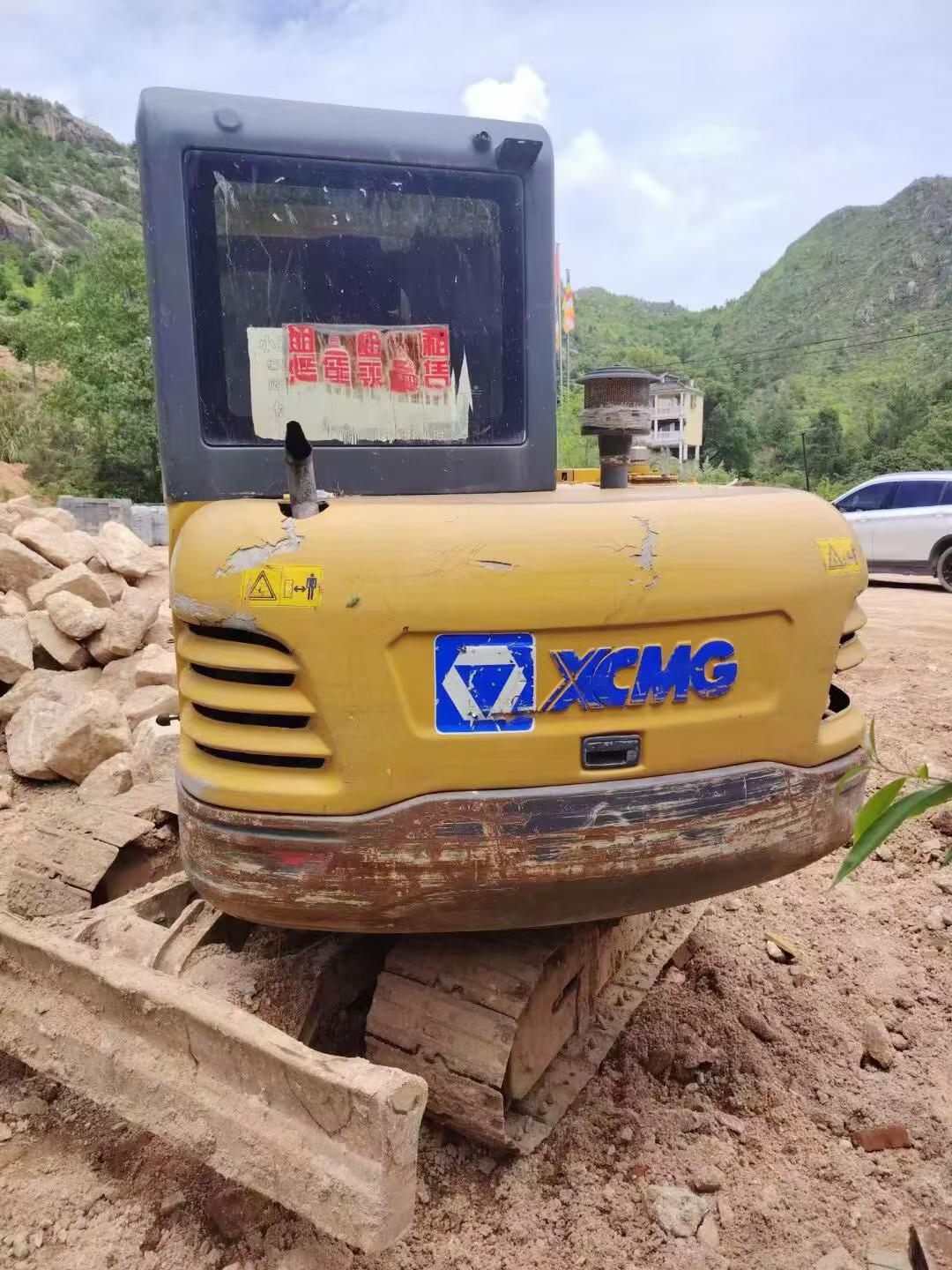 Buy XCMG XE60 Used Excavator / 2