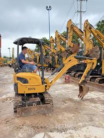 Buy XCMG XE17U Used Excavator / 3 Buy XCMG XE17U Used Excavator / 3