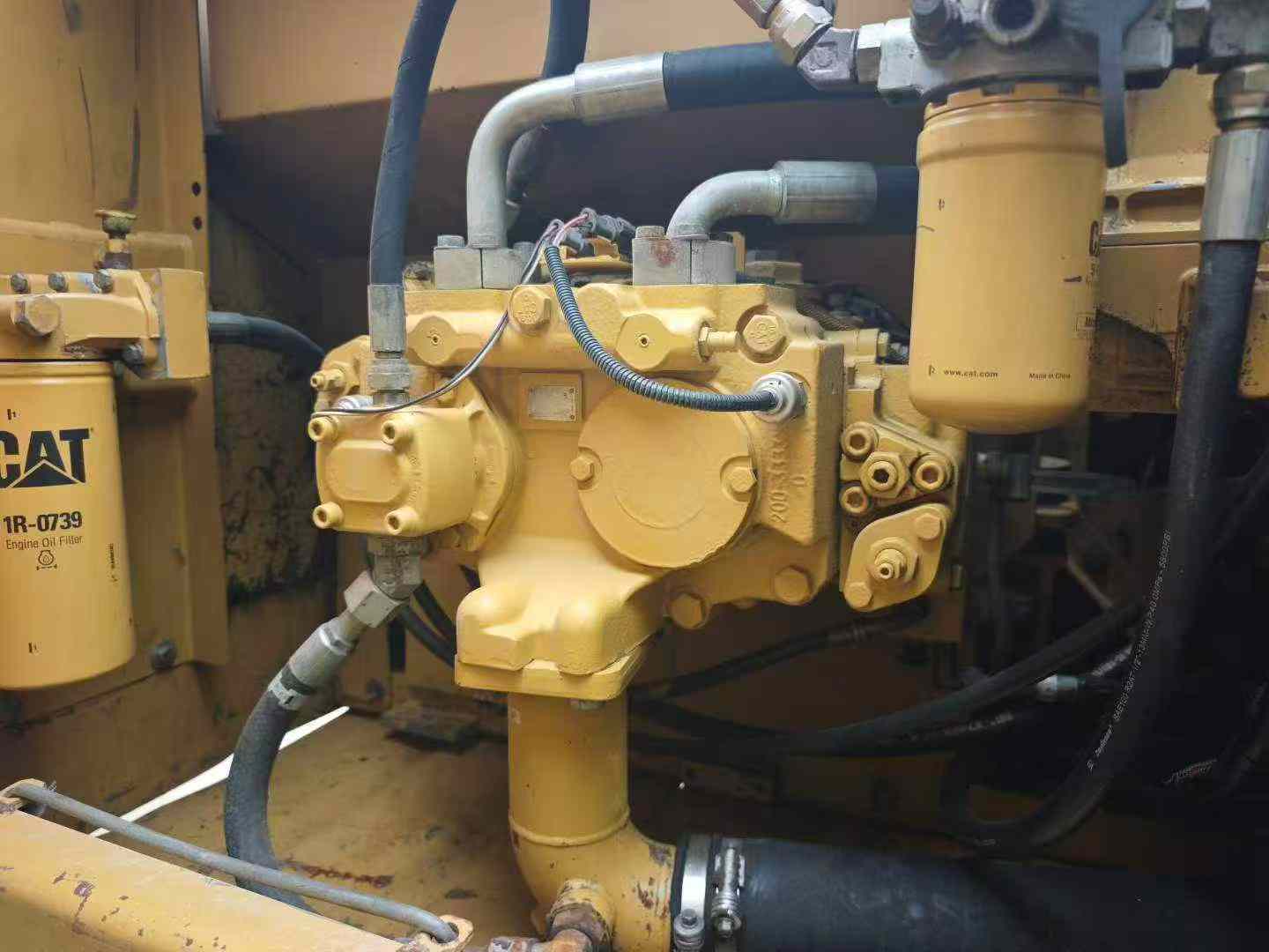 Buy Caterpillar 320D Used Excavator / 3