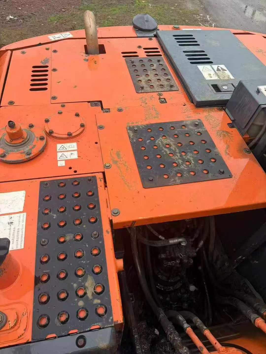 Buy Hitachi ZX130-5A Used Excavator / 9