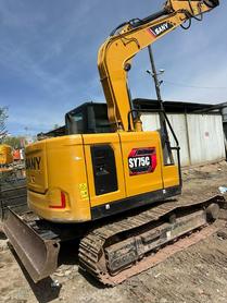Buy Sany SY75 Used Excavator / 2 Buy Sany SY75 Used Excavator / 2
