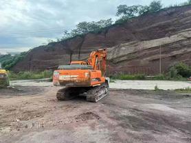 Buy Doosan DH215-9 Used Excavator / 5 Buy Doosan DH215-9 Used Excavator / 5