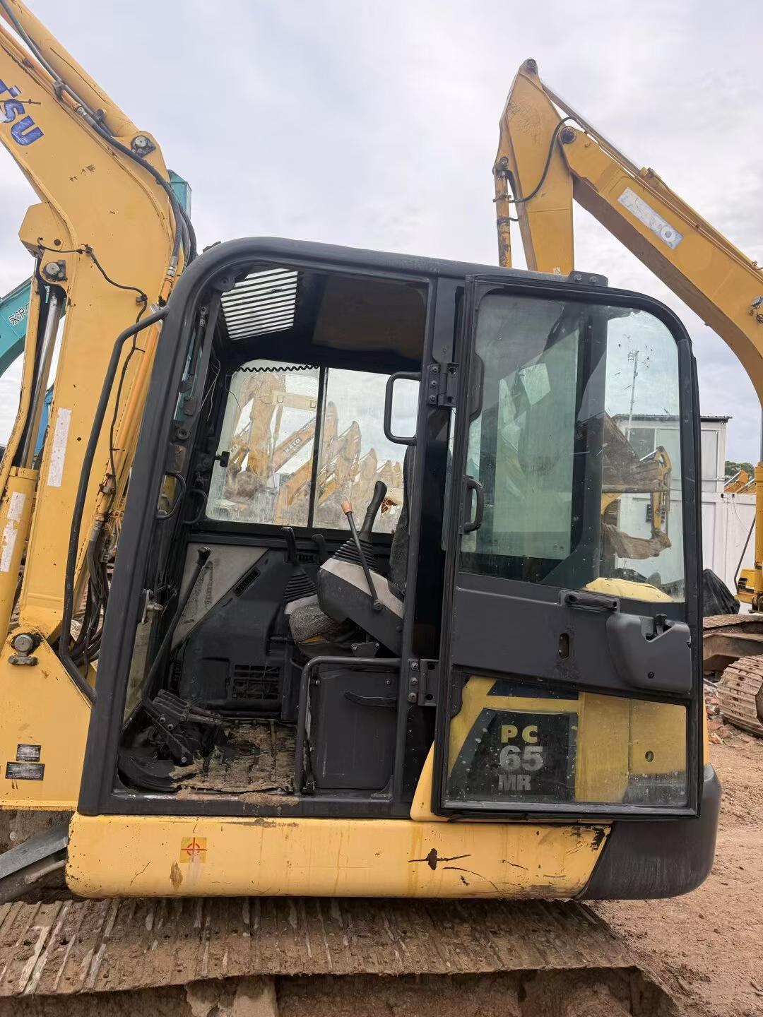 Buy Komatsu PC56-7 Used Excavator / 4