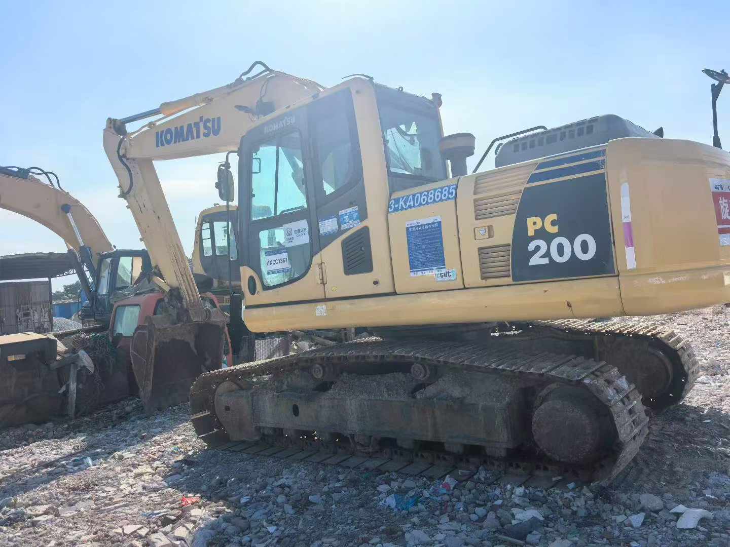 Buy Komatsu PC200-8 Used Excavator / 3