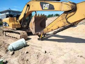 Buy Caterpillar 320A Used Excavator / 2 Buy Caterpillar 320A Used Excavator / 2