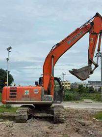 شراء حفارة Hitachi EX210LCH-5 مستعملة / 7 شراء حفارة Hitachi EX210LCH-5 مستعملة / 7