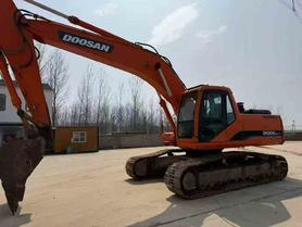 Buy Doosan DH258-7 Used Excavator / 4 Buy Doosan DH258-7 Used Excavator / 4