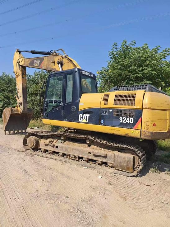 Buy Caterpillar 324D Used Excavator / 1