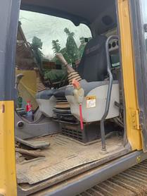Buy XCMG XE135B Used Excavator / 3 Buy XCMG XE135B Used Excavator / 3