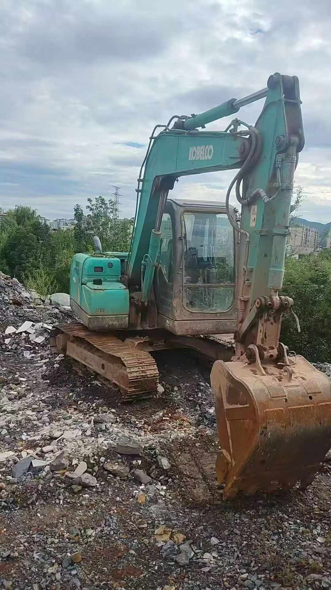Buy Kobelco SK75 Used Excavator / 5