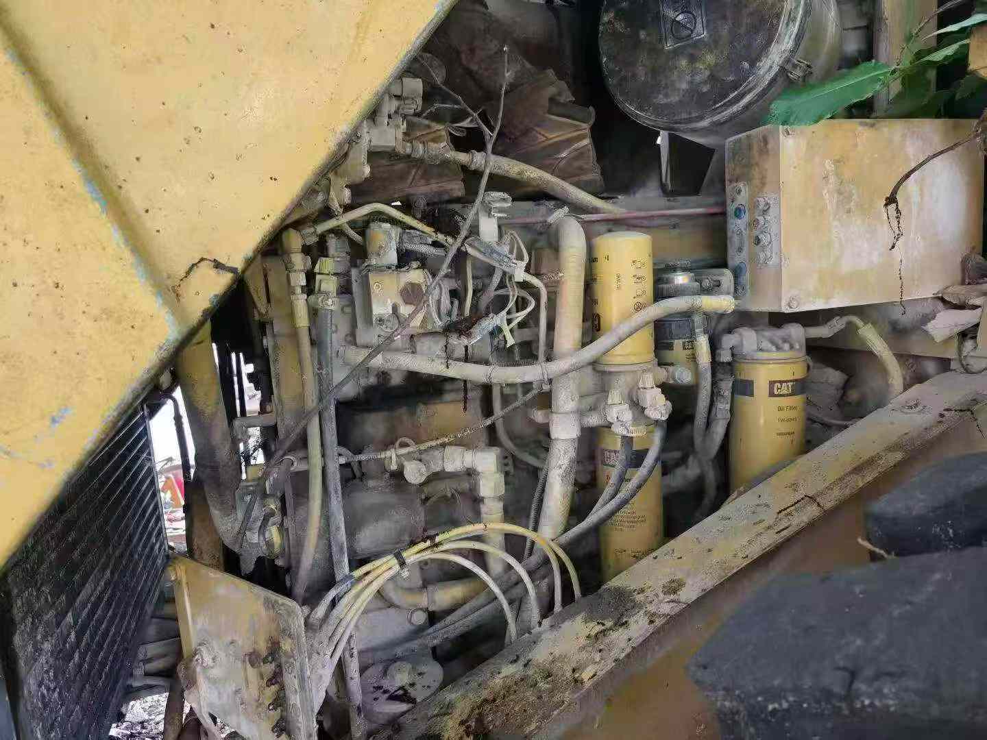 Buy Caterpillar 962G Used Excavator / 3