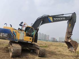 Buy Volvo L220E Used Excavator / 6 Buy Volvo L220E Used Excavator / 6
