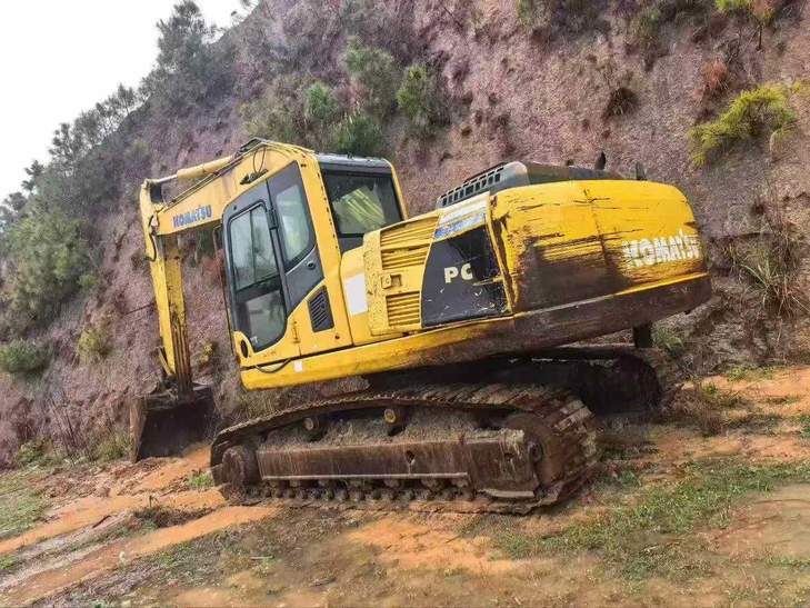 Buy Komatsu PC200 Used Excavator / 1