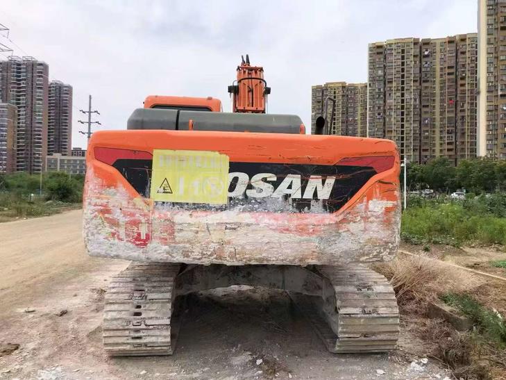 Buy Doosan DX215-9C Used Excavator / 1