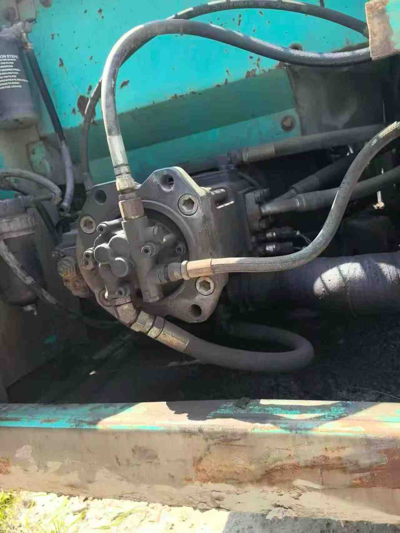 شراء حفارة Kobelco SK200-6E مستعملة / 3