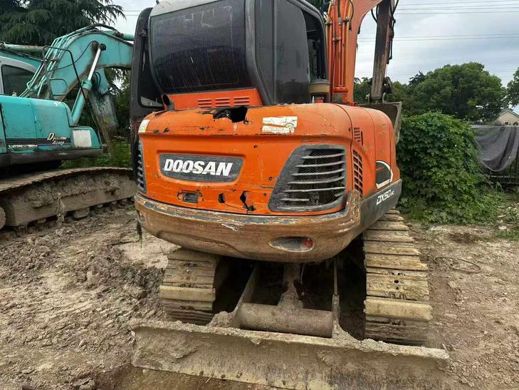 Buy Doosan DH55 Used Excavator / 1