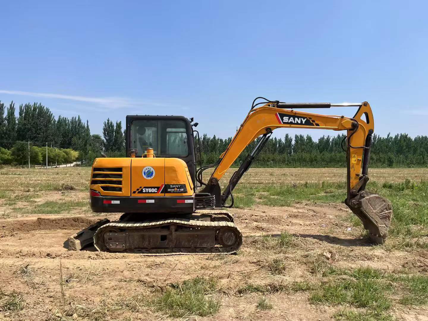 Buy Sany SY60 Used Excavator / 4
