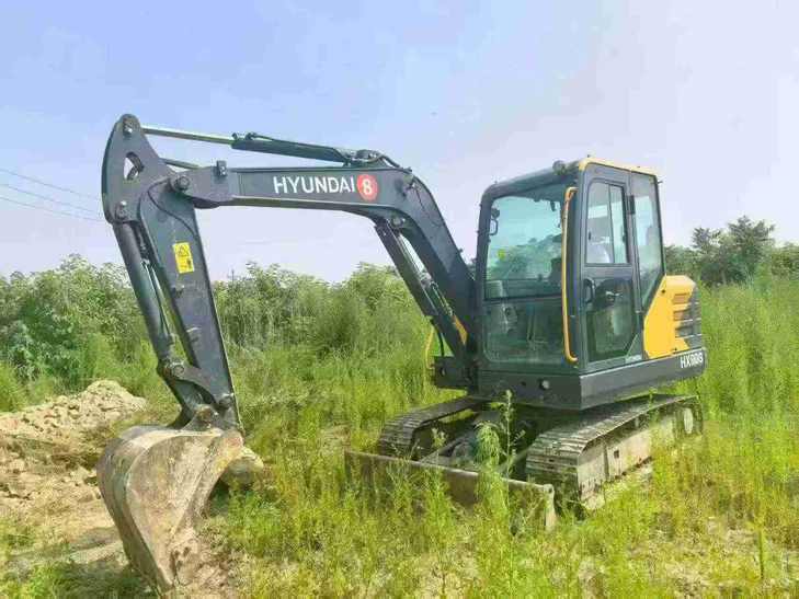 Buy Hyundai HX60 Used Excavator / 1