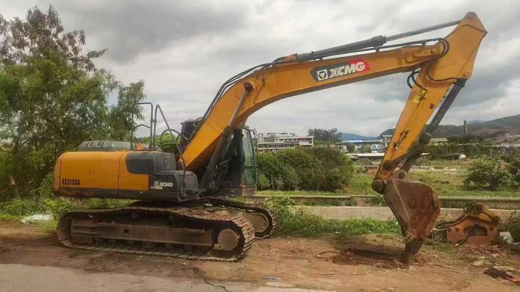 Buy XCMG XE200 Used Excavator / 1