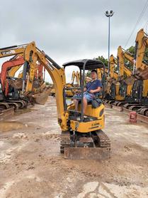 Buy XCMG XE17U Used Excavator / 6 Buy XCMG XE17U Used Excavator / 6