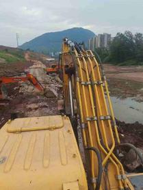 Buy Hyundai R225-7 Used Excavator / 3 Buy Hyundai R225-7 Used Excavator / 3
