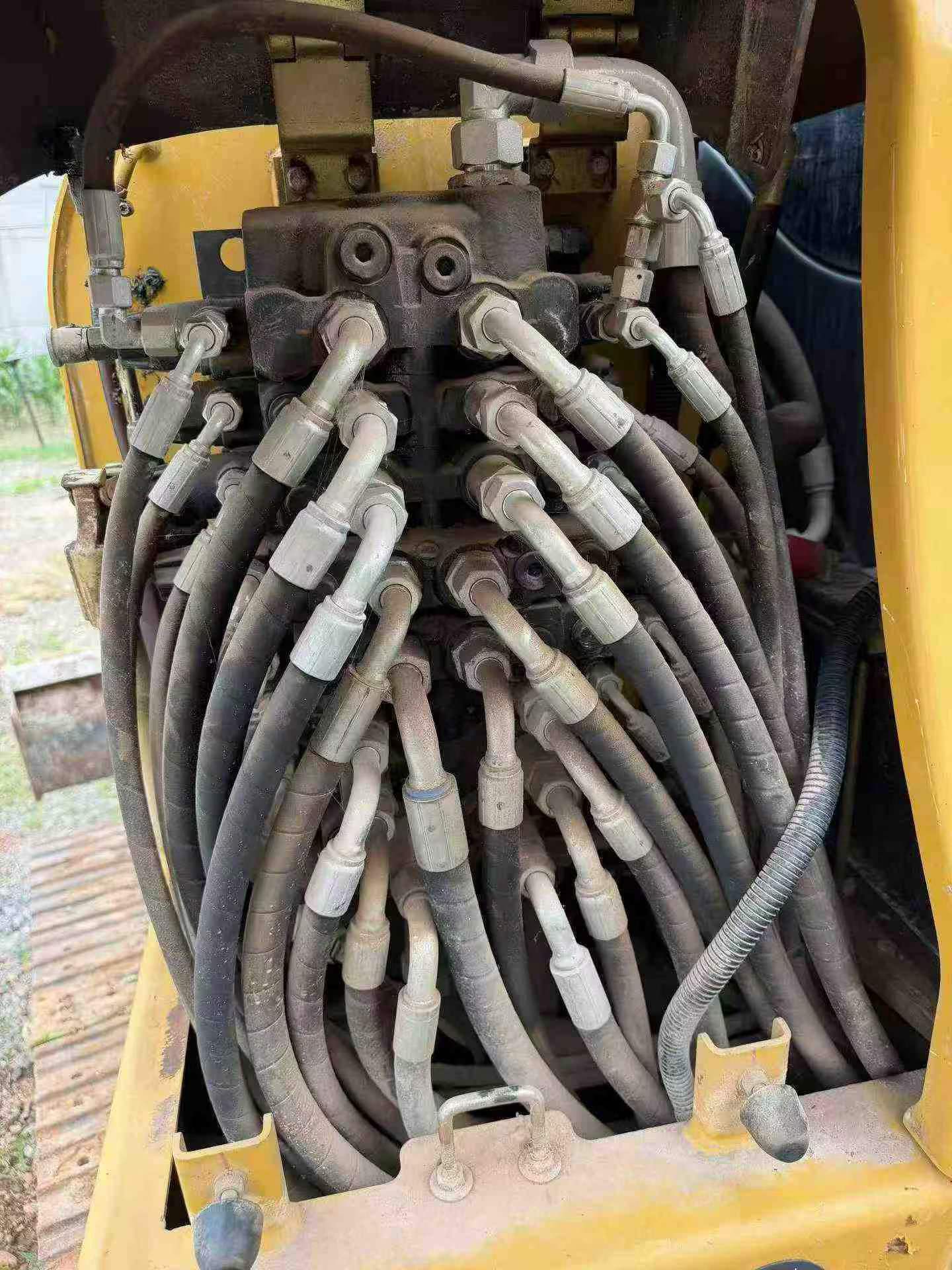 Buy XCMG XE60 Used Excavator / 6