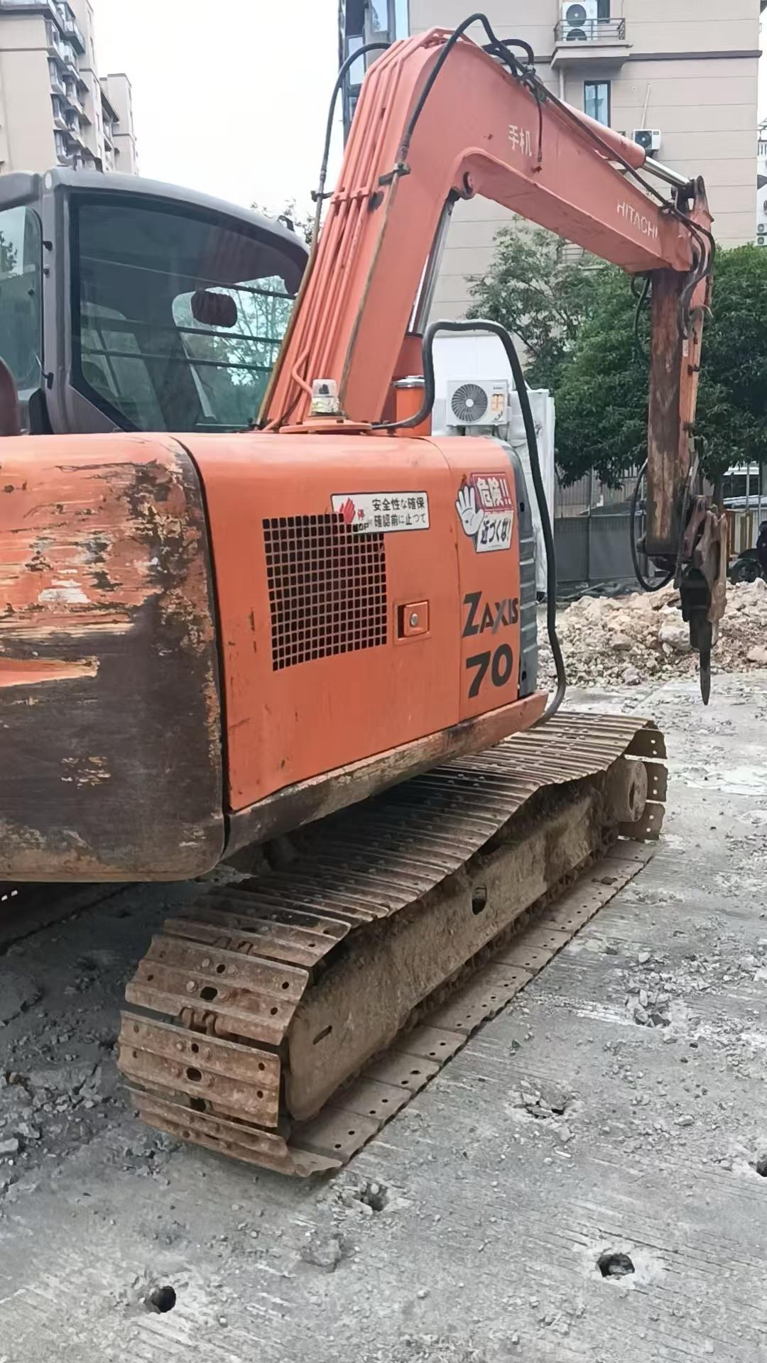 Buy Hitachi EX70 Used Excavator / 3