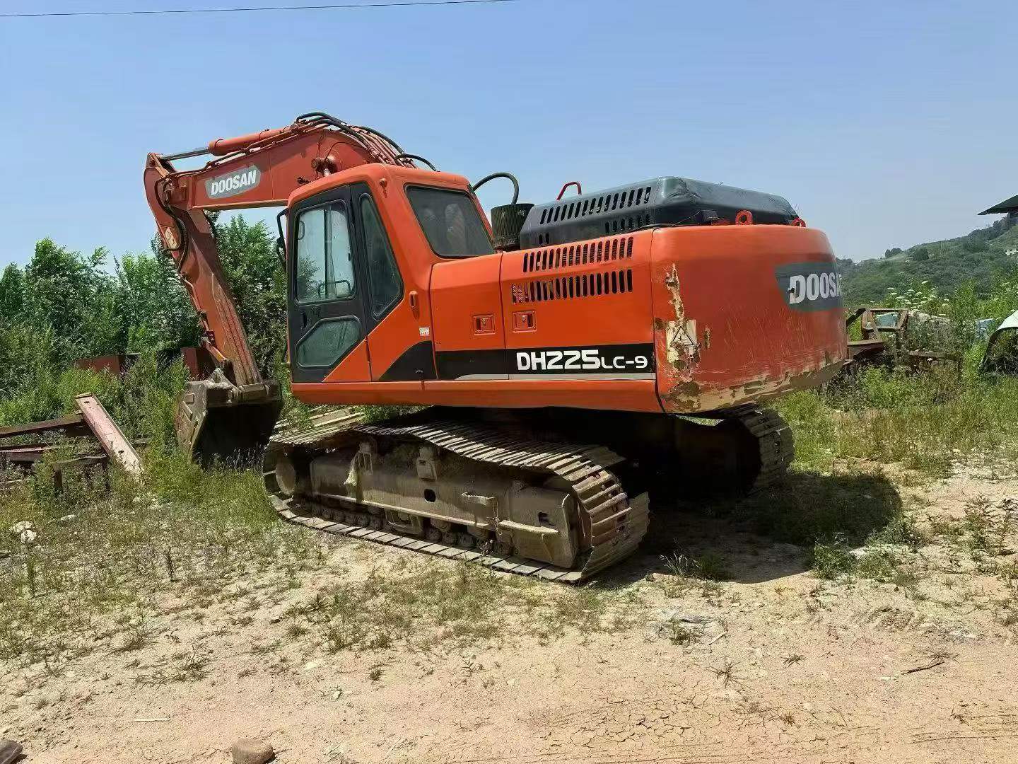 Buy Doosan DH215-7 Used Excavator / 9