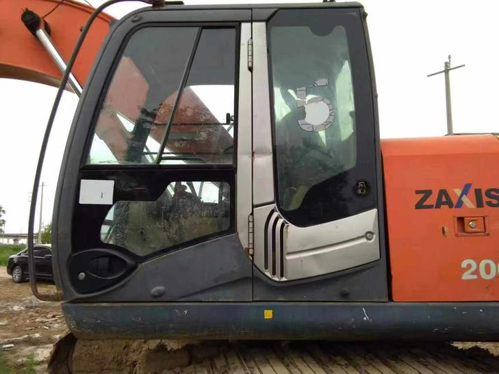 Buy Hitachi EX200 Used Excavator / 1