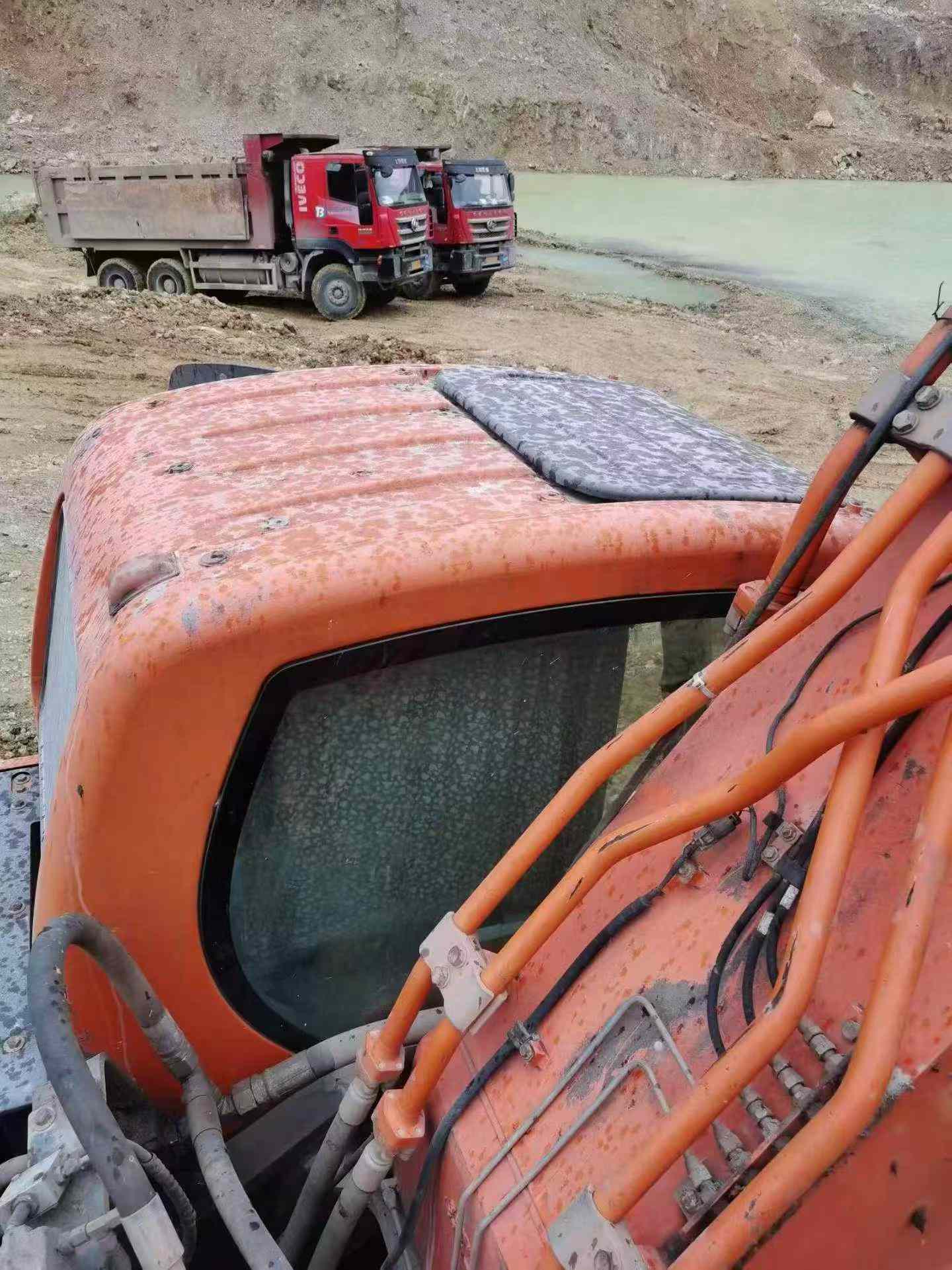 Buy Doosan DH300-5 Used Excavator / 5
