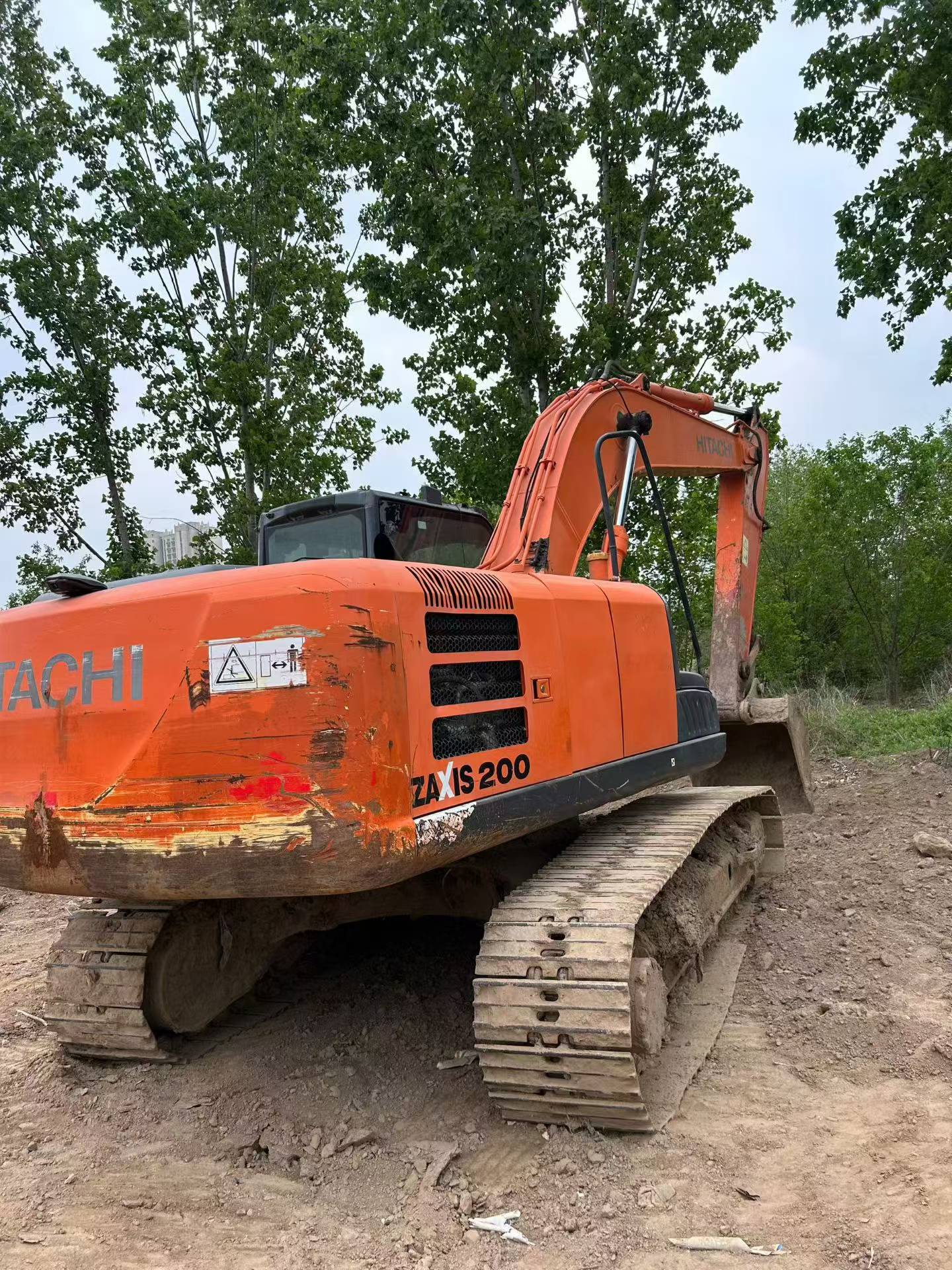 Buy Hitachi EX200-5 Used Excavator / 2