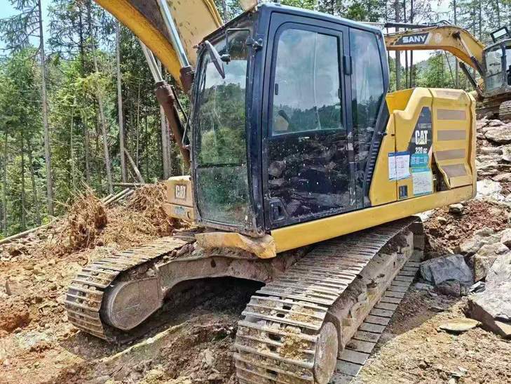 Buy Caterpillar 320A Used Excavator / 1