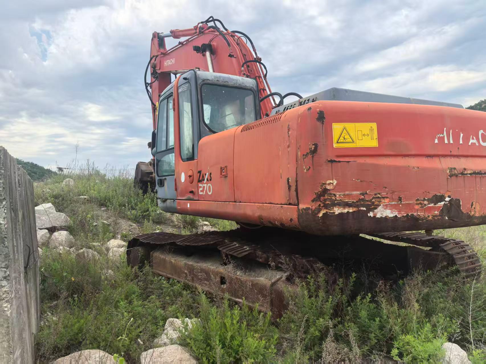 Buy Hitachi EX230-6 Used Excavator / 3