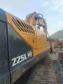 Buy Hyundai R225-7 Used Excavator / 6 Buy Hyundai R225-7 Used Excavator / 6