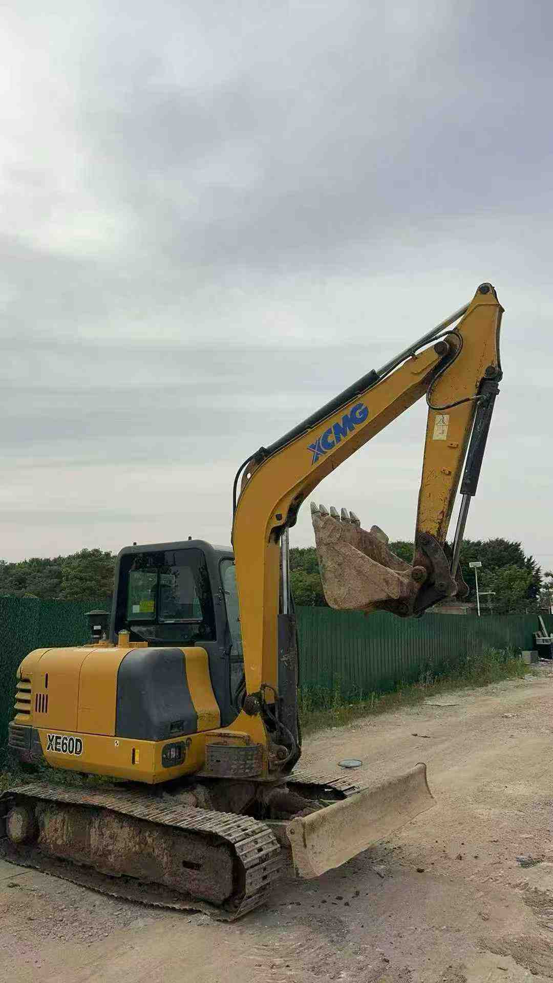 Buy XCMG XE60 Used Excavator / 5