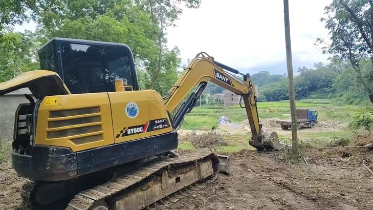Buy Sany SY60 Used Excavator / 1