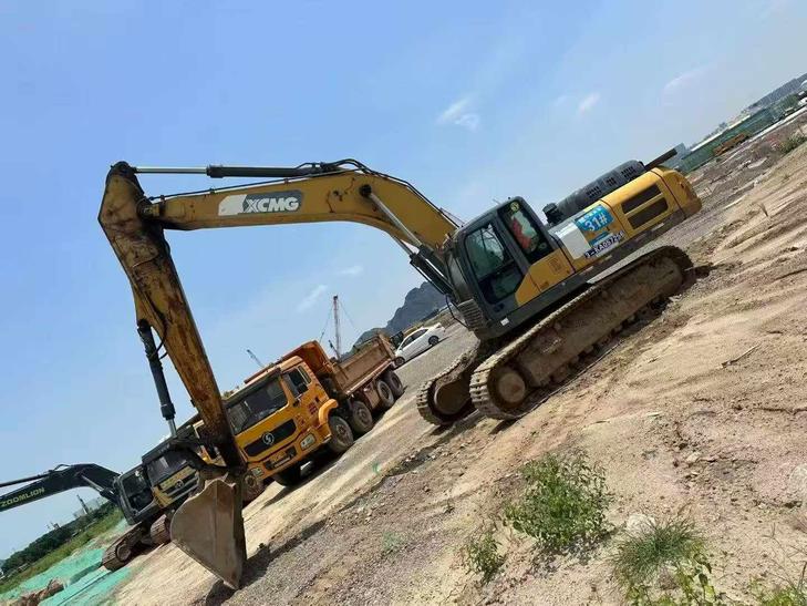 Buy XCMG XE370 Used Excavator / 1
