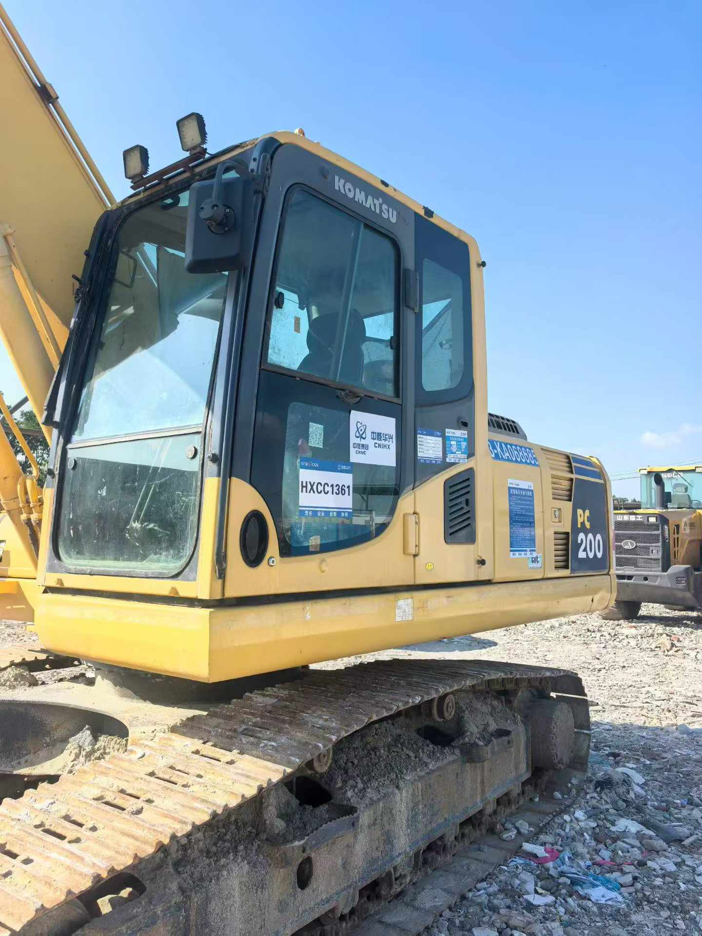 Buy Komatsu PC200-8 Used Excavator / 9