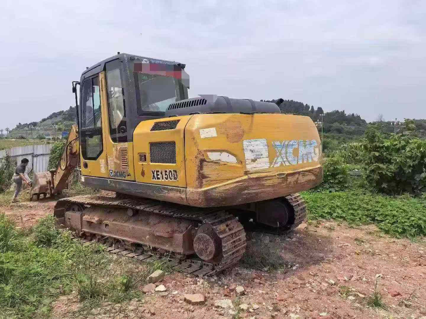 Buy XCMG XE135B Used Excavator / 2