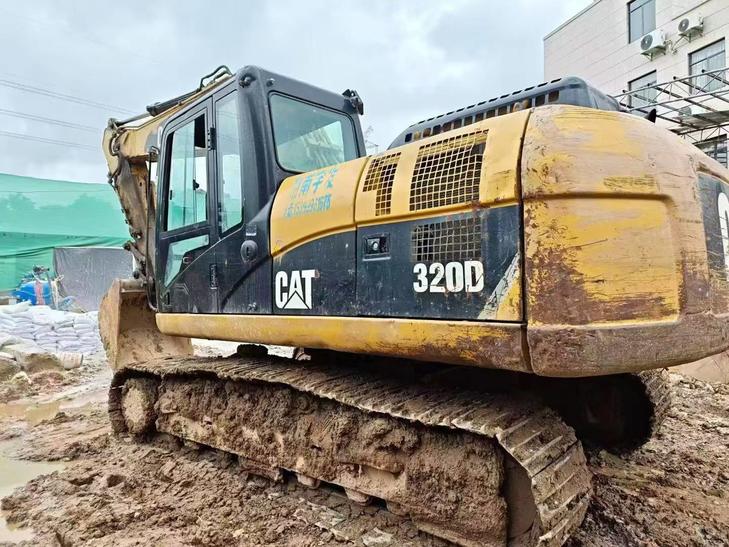 Buy Caterpillar 320D Used Excavator / 1
